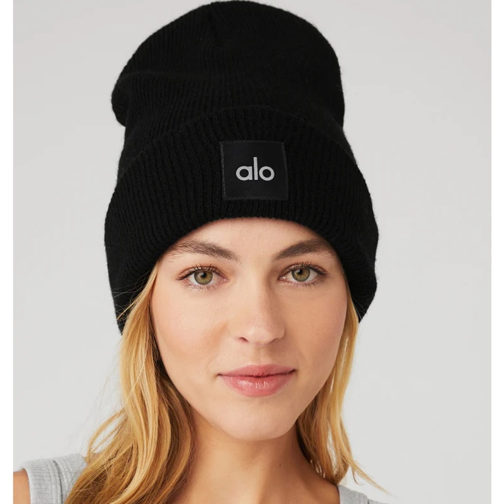 ALO Yoga Everyday Black Beanie